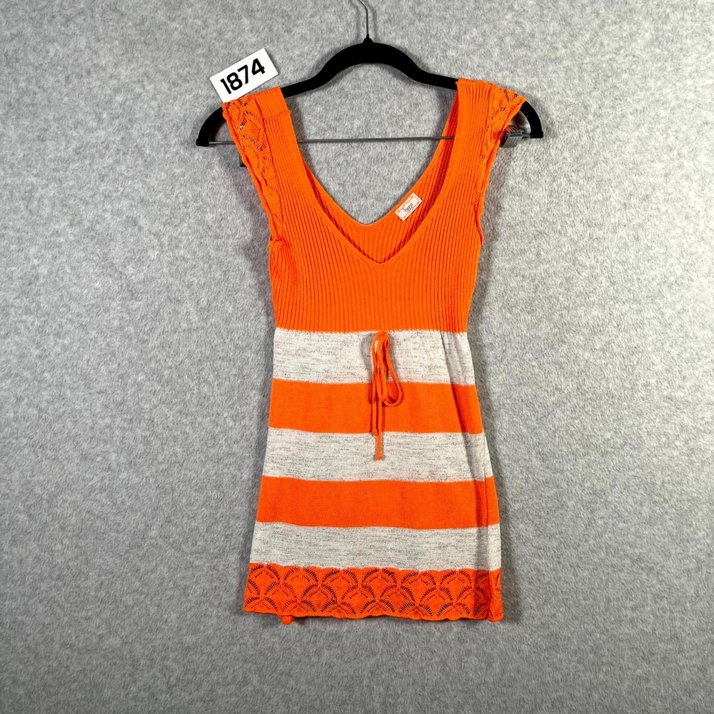 Hera USA Tank Top Womens Small Orange Striped Ribbed Knit V‎ Neck Lace Hem Cozy